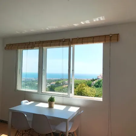 Vistas Sea Views Apartment